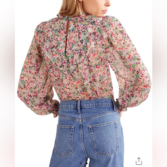 Boden V Yoke Flounce Top in Ivory Gardenia Petal, Size 12 - Picture 10 of 17